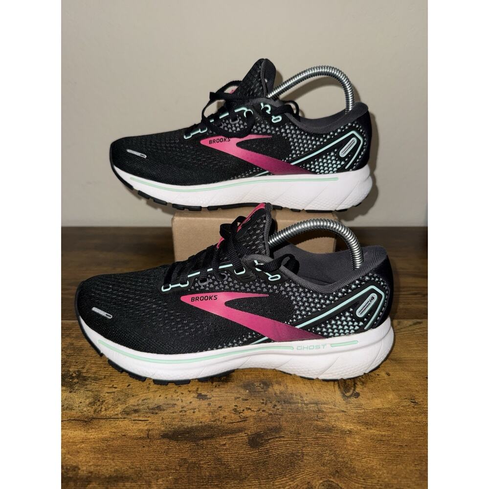 Brooks Ghost 14 Running Shoes Womens SZ 9 Black Pink Yucca Lightweight
